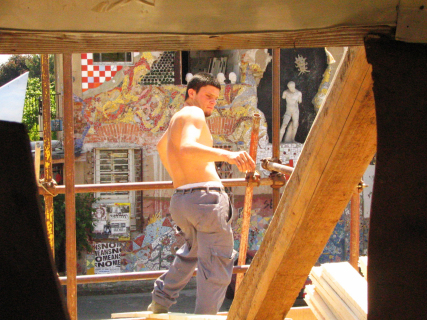 Axt und Kelle, Metelkova, 2004