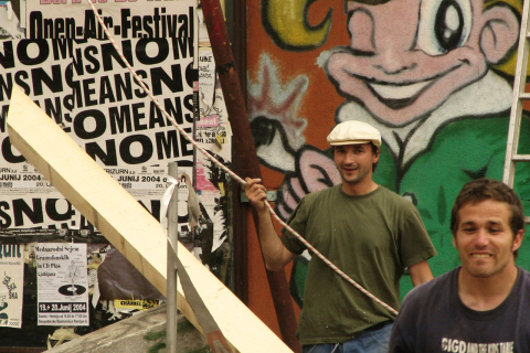 Axt und Kelle, Metelkova, 2004