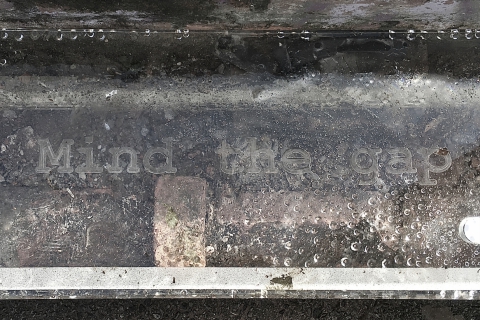 Mednarodni študeti, udeleženci bianala delavnice Prostor v spremembi - Misli stopnišče / Mind The Stairs (2019)