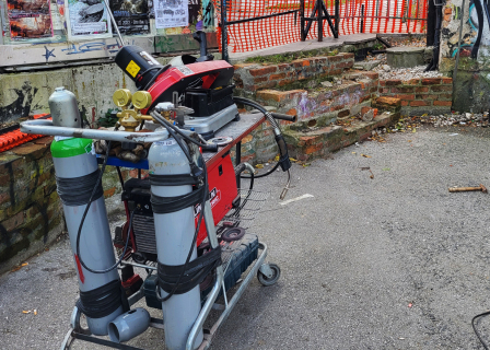 Silvo Metelko & Jaka Kušar - Misli stopnišče (2022)