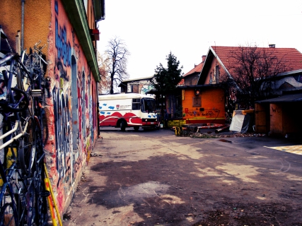 Škratov vrt (Prihod bibliobusa) (2007)