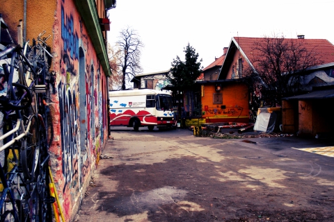 Škratov vrt (Prihod bibliobusa) (2007)